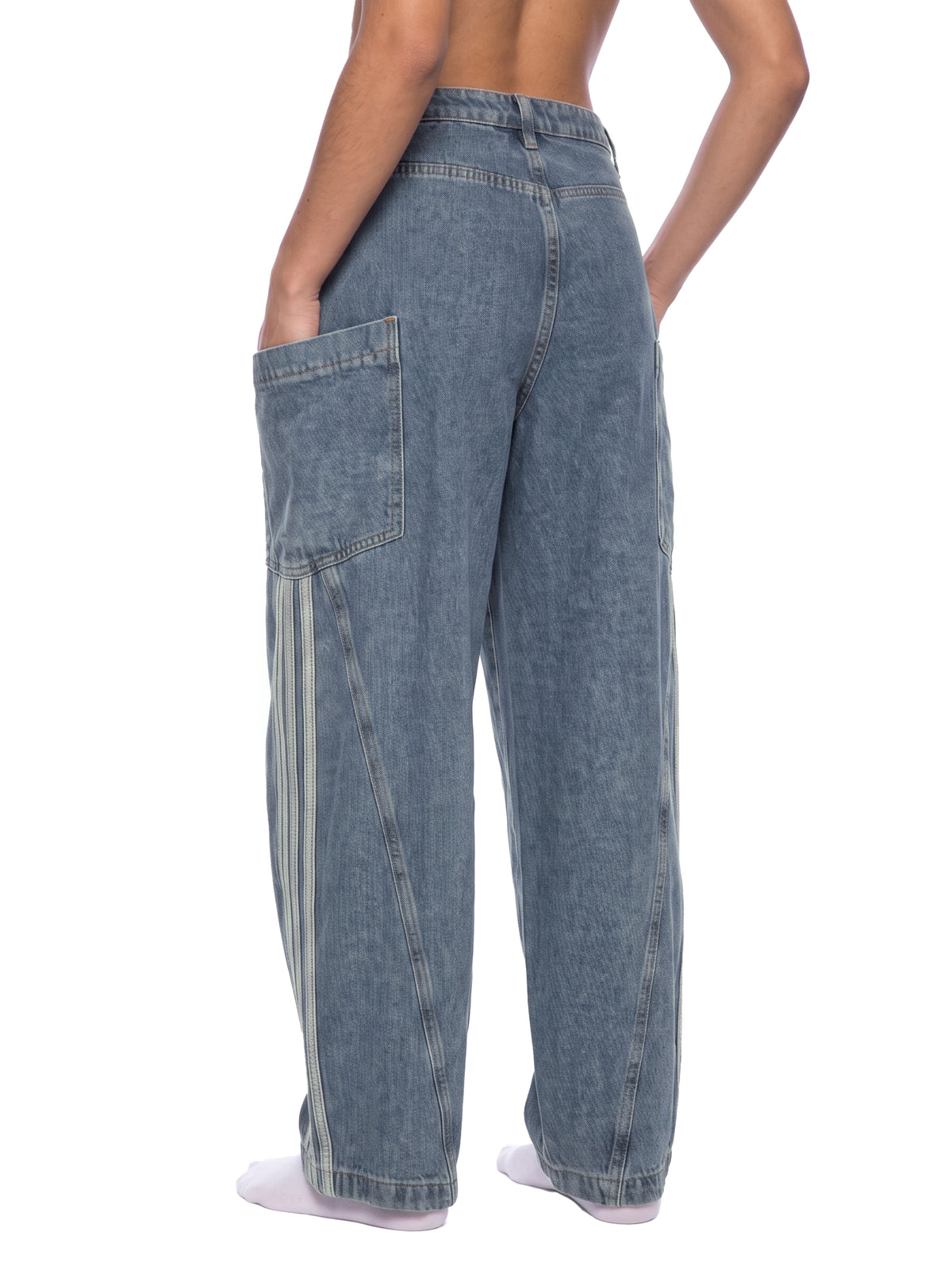 Women's Vintage Wash Barrel Leg Jeans - ZERO DROP SUPPLY CO